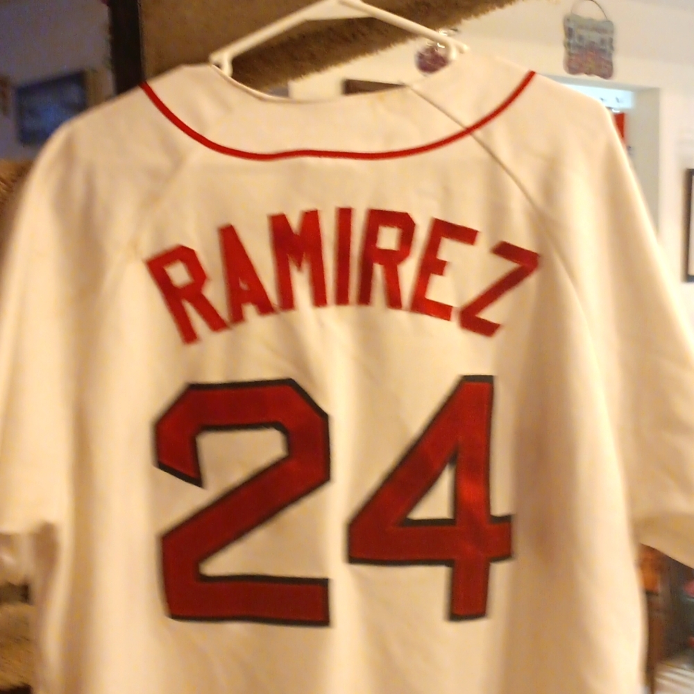 Vintage Red Sox Manny Ramirez 24